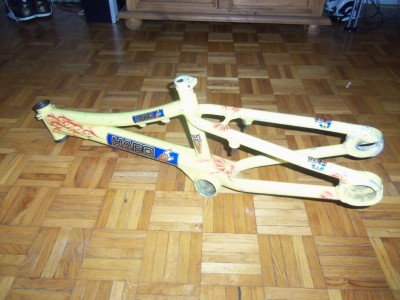 cadre gt show 2000 stické haro ^^