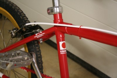 avec les stickers - merci Frog BMX