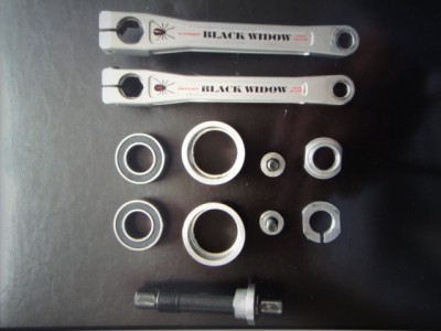 3pieces ODYSSEY BLACK WIDOW complet super etat